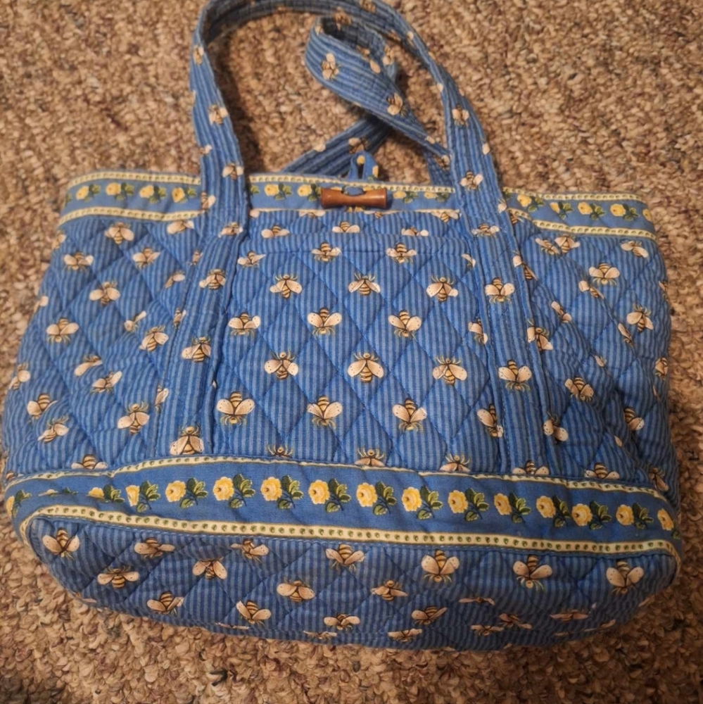 VERA BRADLEY BEE AND FLOWERS PURSE